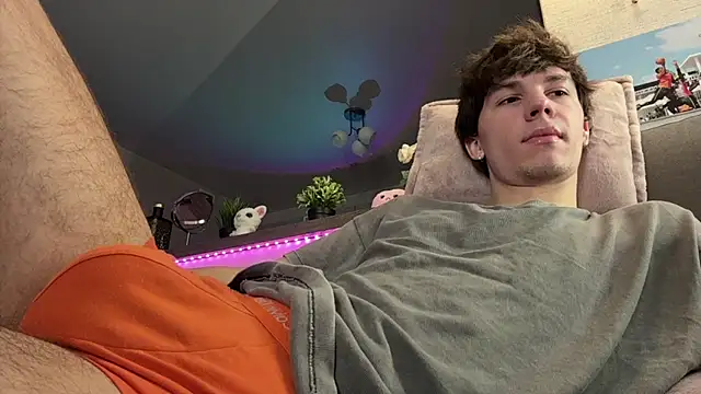 Jeremy1Scott online show from 01/18/26, 11:30