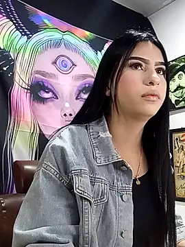 AlanaCollins- online show from 10/21/25, 11:11