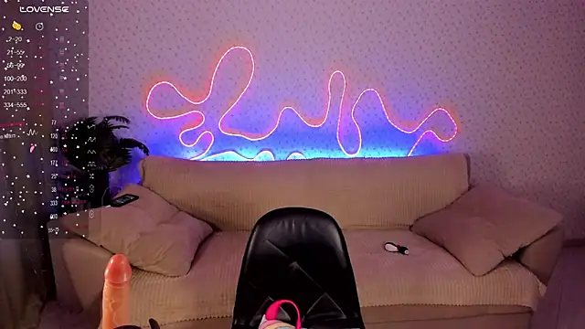 Lilith Sora online show from 02/15/26, 10:17