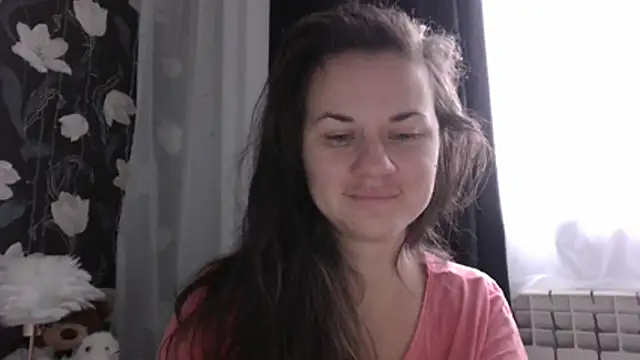 GiaaCaranggi online show from 12/15/25, 08:40