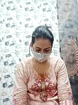 Hot Baby250 online show from 04/18/26, 06:45