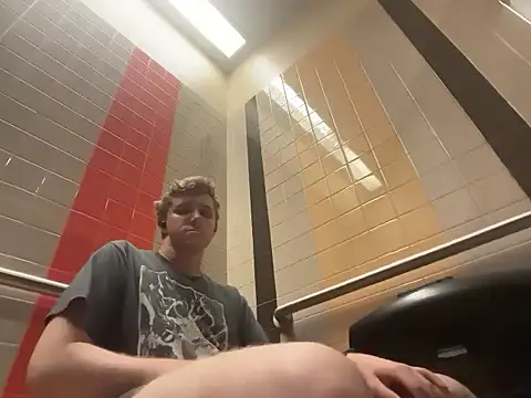 eddieeeeee1232 online show from 10/27/25, 03:16