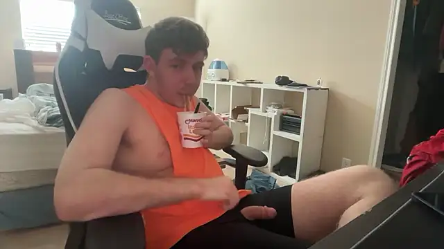 eddieeeeee1232 online show from 03/02/26, 08:37