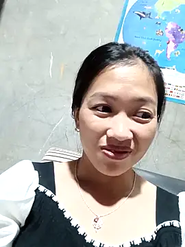 -Paige- online show from 10/21/25, 12:06