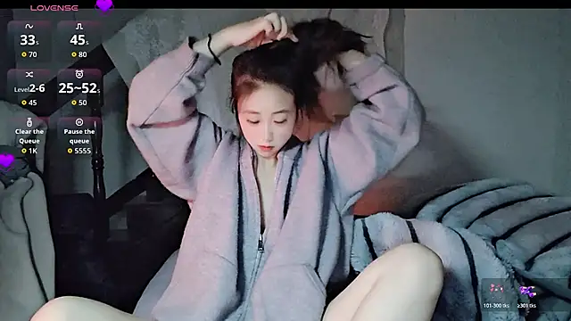 hyp0crite online show from 11/28/25, 12:41