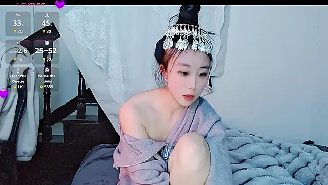 hyp0crite online show from 11/29/25, 05:21