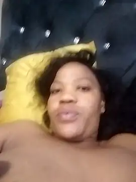 CaramelBoootie online show from 11/11/25, 07:47