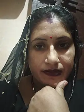 Snapshot of Rayal_bhabi chatting on 06/03/26, 03:17 Rayal bhabi online show from 06/03/26, 03:17