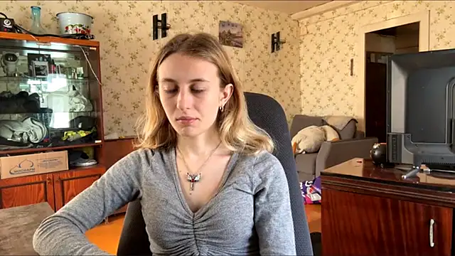 AmeliLia online show from 03/24/26, 10:09