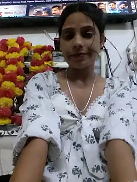 Nitya hot online show from 02/18/26, 04:03