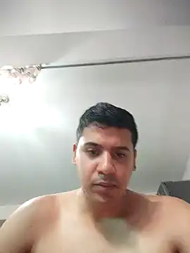 estradausuario21 online show from 10/30/25, 04:19