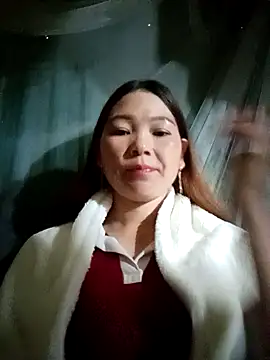 Snapshot of laddy-cute chatting on 10/28/25, 12:58 laddy-cute online show from 10/28/25, 12:58