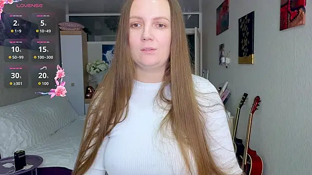 Amy  Leee  online show from 10/20/25, 05:57