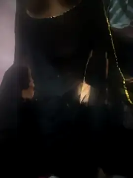 Poonam medam online show from 11/29/25, 02:42