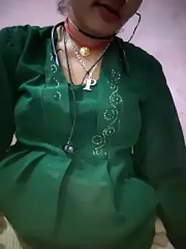 Poonam medam online show from 11/30/25, 01:04