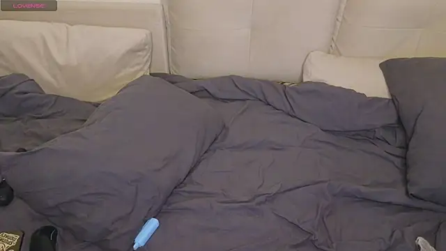 ViolaHight online show from 03/25/26, 12:16