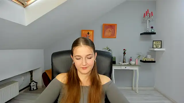 AnneWilsonn online show from 11/06/25, 12:17