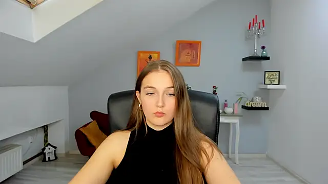 AnneWilsonn online show from 11/07/25, 12:05