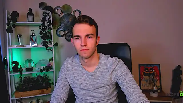 astren villo online show from 03/16/26, 06:39