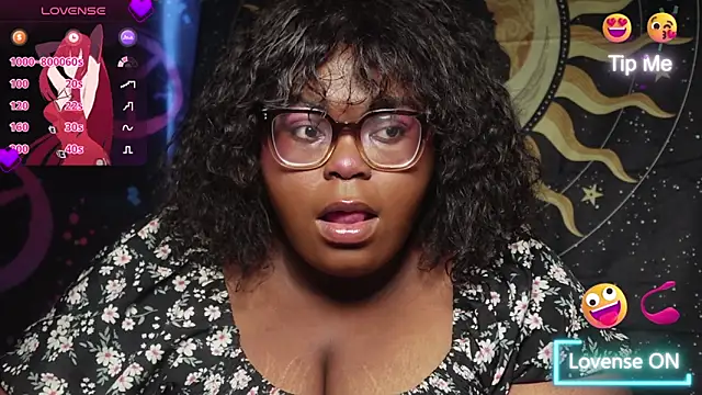 TheChubbySiren online show from 12/16/25, 01:27