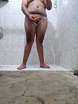 Snapshot of torresflow99nais chatting on 10/27/25, 06:45 torresflow99nais online show from 10/27/25, 06:45