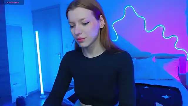 MeganNewCat online show from 11/23/25, 01:44