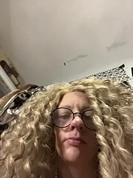 queenkelly1234 online show from 10/29/25, 03:14