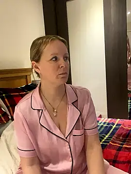 madamlillyrose online show from 01/13/26, 08:08