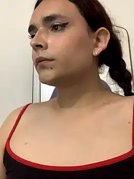 La-Gatiita-trans online show from 12/13/25, 11:43