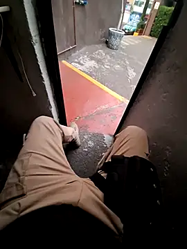 Raczos online show from 12/14/25, 12:05