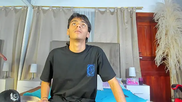 Kendra and liam online show from 10/16/25, 12:06