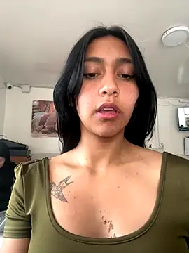 Nahomy cute1 online show from 11/06/25, 08:43