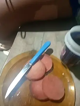 Snapshot of ale202527 chatting on 10/13/25, 10:10 ale202527 online show from 10/13/25, 10:10