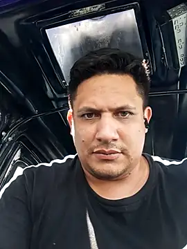 WIlGar1993 online show from 03/04/26, 04:13