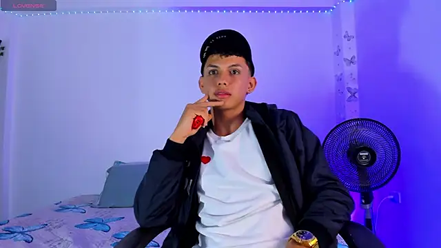 Axel Cody  online show from 10/16/25, 02:34