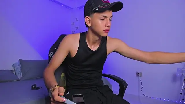 Axel Cody  online show from 10/31/25, 11:33