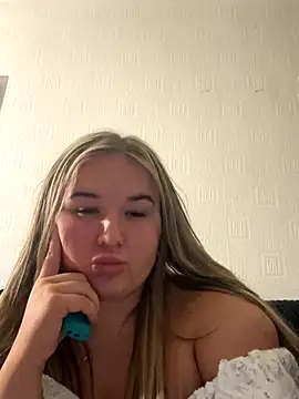 Princessvoltage online show from 10/20/25, 11:27