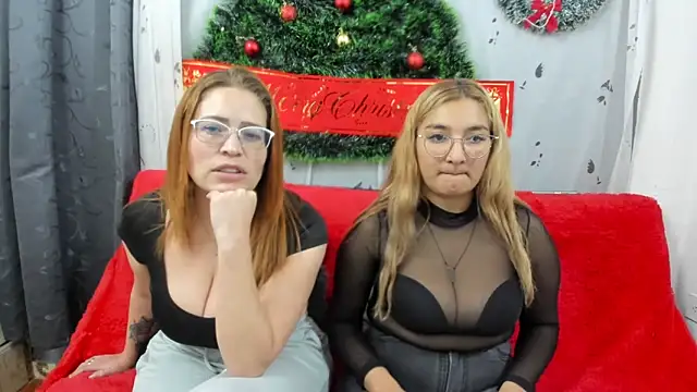 Snapshot of lesb_milf chatting on 01/04/25, 05:26 lesb milf online show from 01/04/25, 05:26