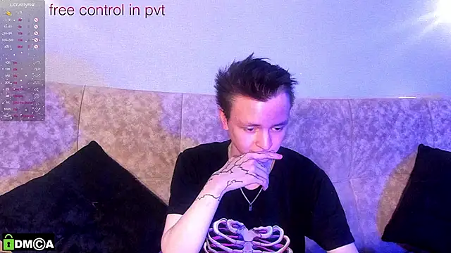 Logan mett online show from 11/22/25, 09:03