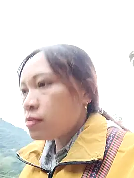 huhu-sexxy online show from 10/22/25, 01:17