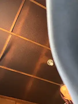 Zoe fire online show from 10/30/25, 12:06