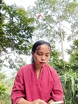 Nguyet2k4 online show from 11/23/25, 01:49