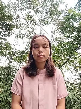 Nguyet2k4 online show from 12/23/25, 01:03