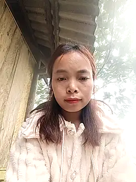 Nguyet2k4 online show from 02/09/26, 05:11