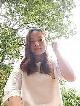 Nguyet2k4 online show from 05/14/26, 11:44