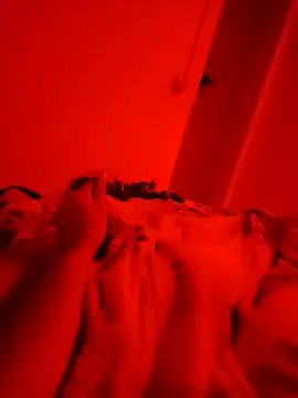 xred-hot online show from 10/14/25, 07:42