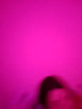 xred-hot online show from 04/23/26, 05:52