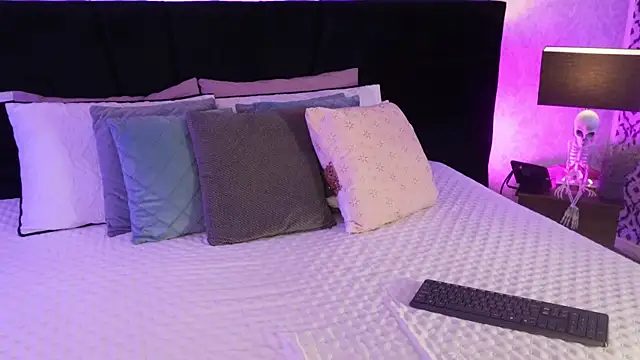 mariianna lopez  online show from 03/12/26, 03:07