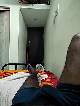 Vickyins480000 online show from 04/14/26, 07:31