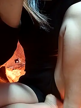 -Kem-01 online show from 11/26/25, 01:23